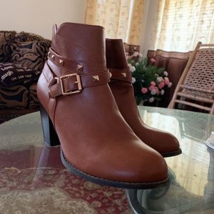 Brown boots